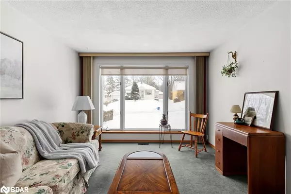 Barrie, ON L4N 3T5,28 Adelaide Street