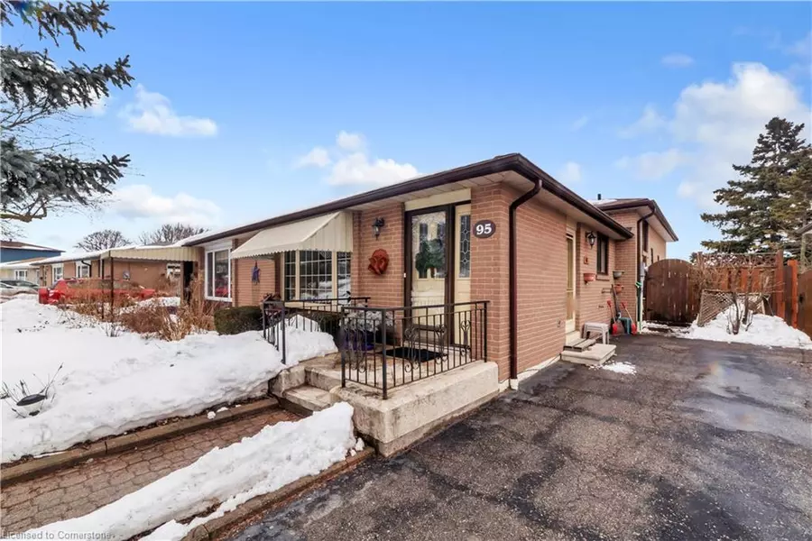 95 Garside Crescent, Bramalea, ON L6S 1H5