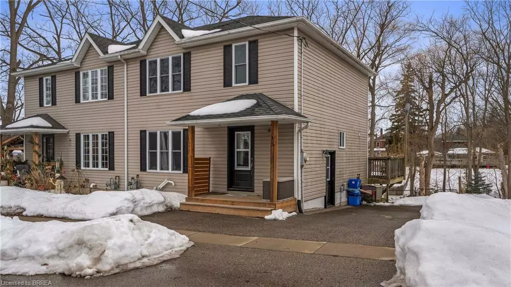 St. George, ON N0E 1N0,15 Tolhurst Avenue