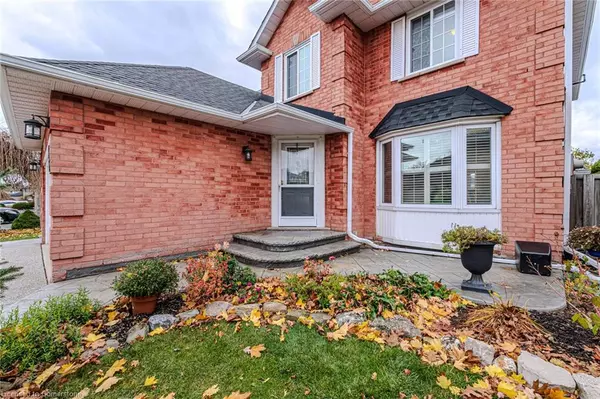 Hamilton, ON L8W 2Z1,106 Rushdale Drive