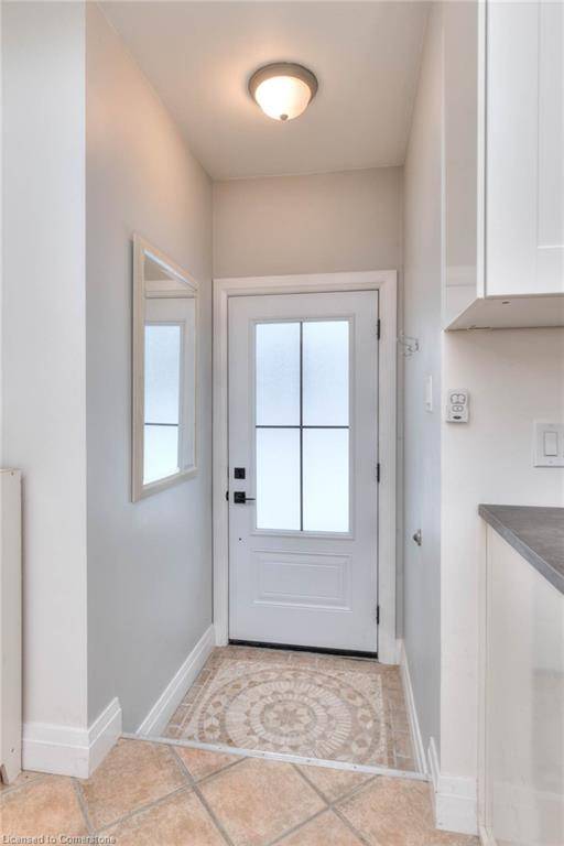 Kitchener, ON N2M 3G5,62 Perth Road