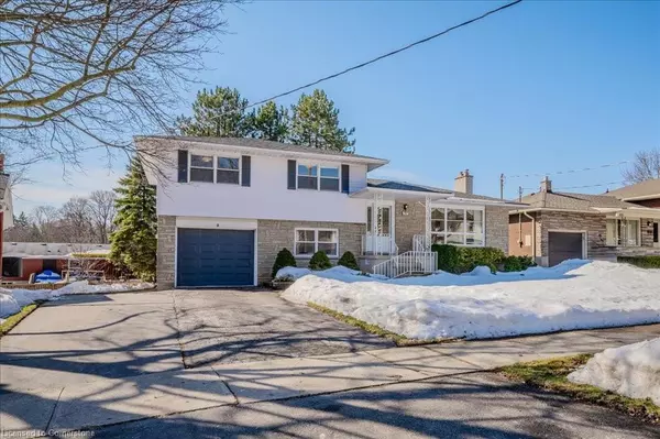 395 Forest Hill Drive, Kitchener, ON N2M 4H3