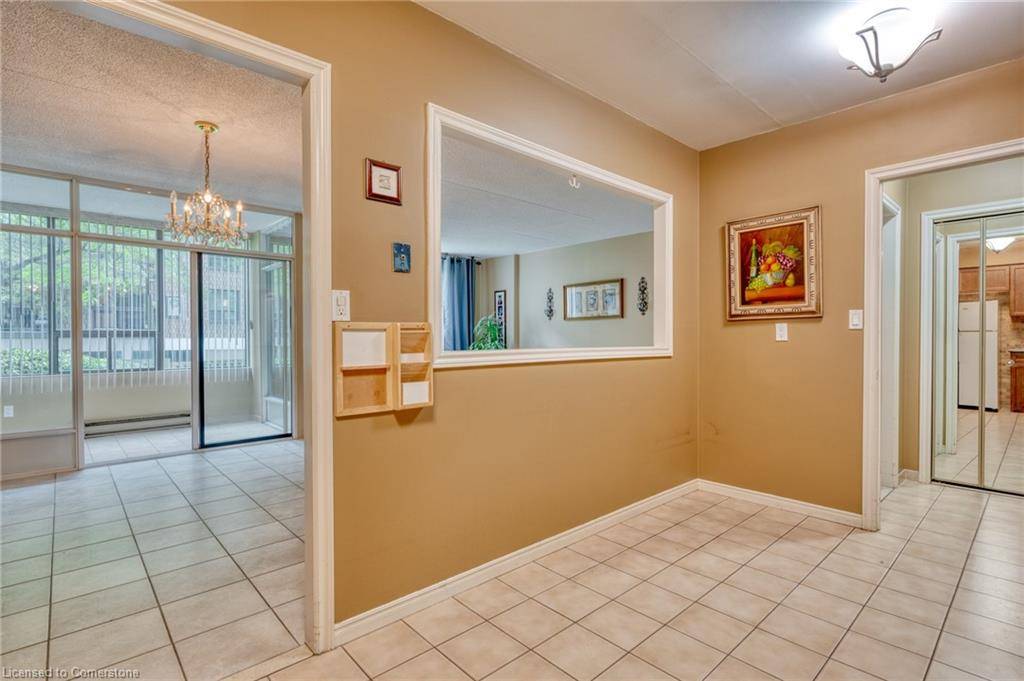 Stoney Creek, ON L8G 5B2,99 Donn Avenue #104