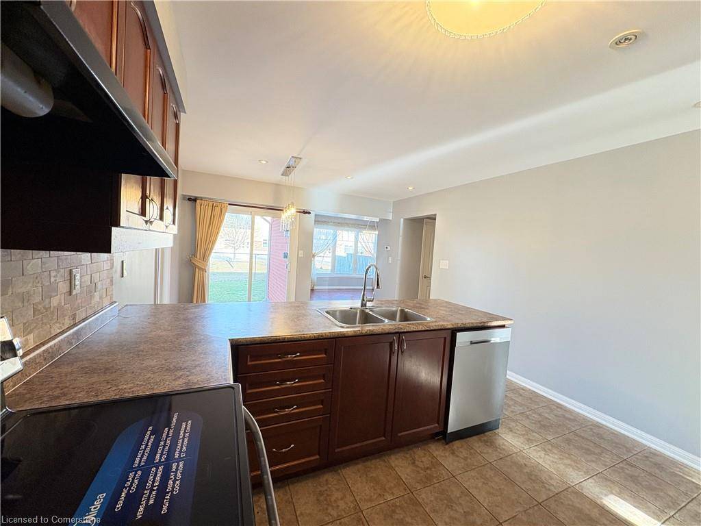 Hamilton, ON L9K 0C9,142 Emick Drive