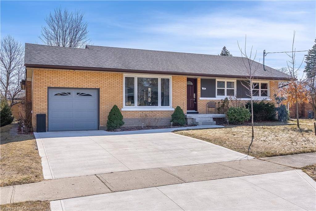 39 Katherine Crescent, Kitchener, ON N2M 2J9