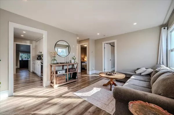 Kitchener, ON N2M 3G5,24 Perth Road