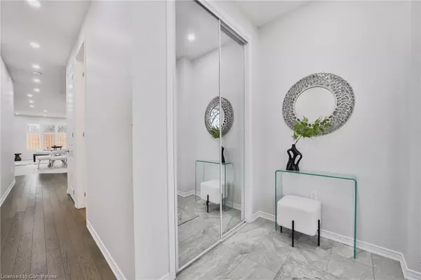 Breslau, ON N0B 1M0,42 Curtis Street