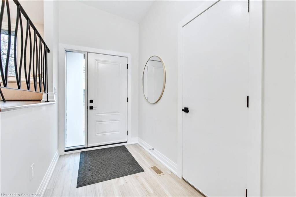 Hamilton, ON L8K 5X7,79 Hanover Place