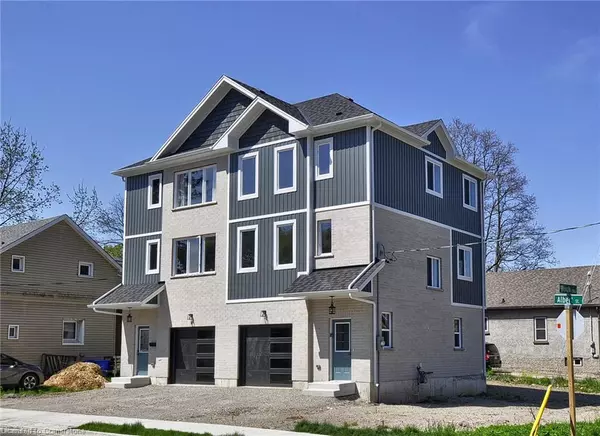 Cambridge, ON N1R 3M8,38 Albert Street