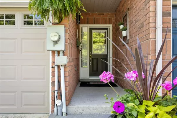 Fergus, ON N1M 1R5,446 St Andrew Street E