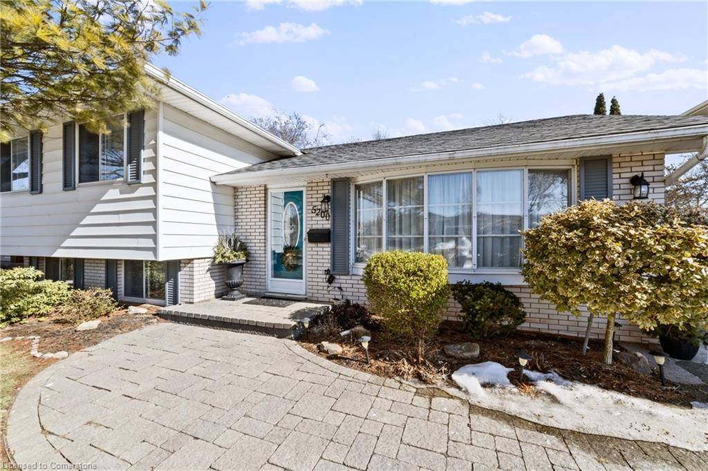 Burlington, ON L7L 3W8,5200 Suncrest Road