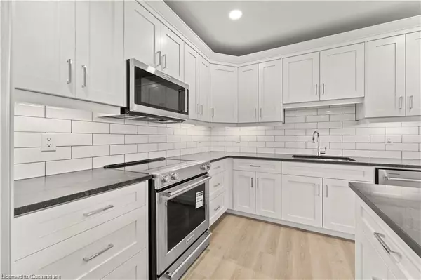 Amherstburg, ON N9V 2H4,247 Brock Street #104