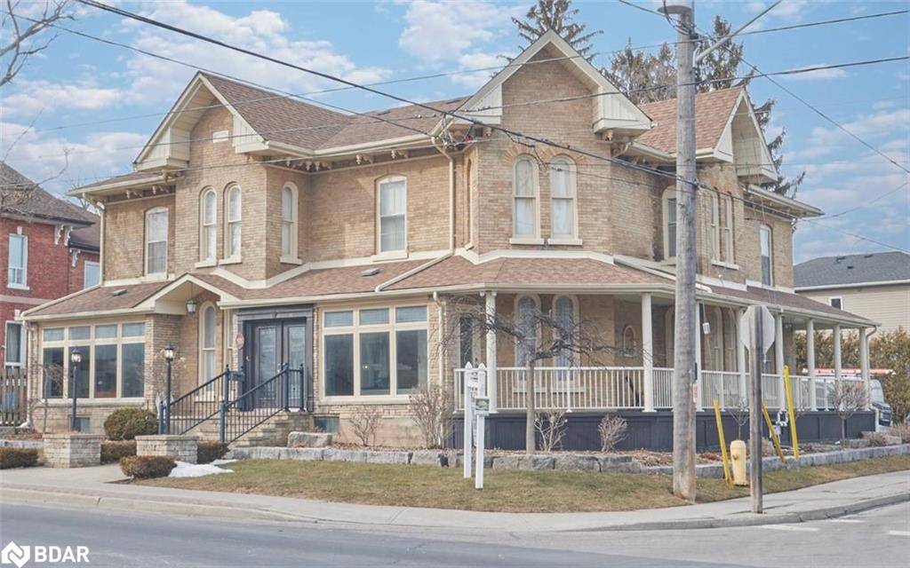 Bowmanville, ON L1C 1T2,98 Church Street