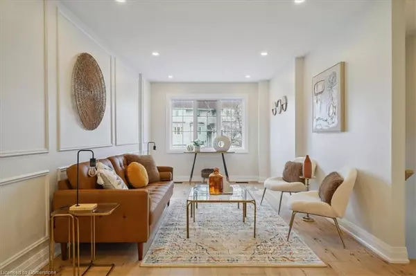 116 Charlton Settlement Avenue #9, Toronto, ON M6M 5H8