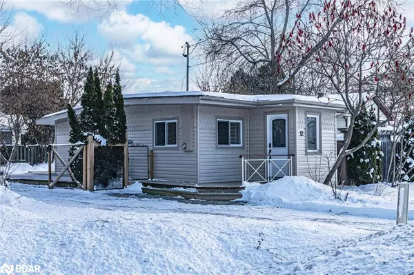 12 Balsam Street, Waubaushene, ON L0K 2C0