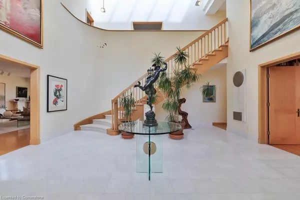 Mississauga, ON L5H 2X4,937 Whittier Crescent
