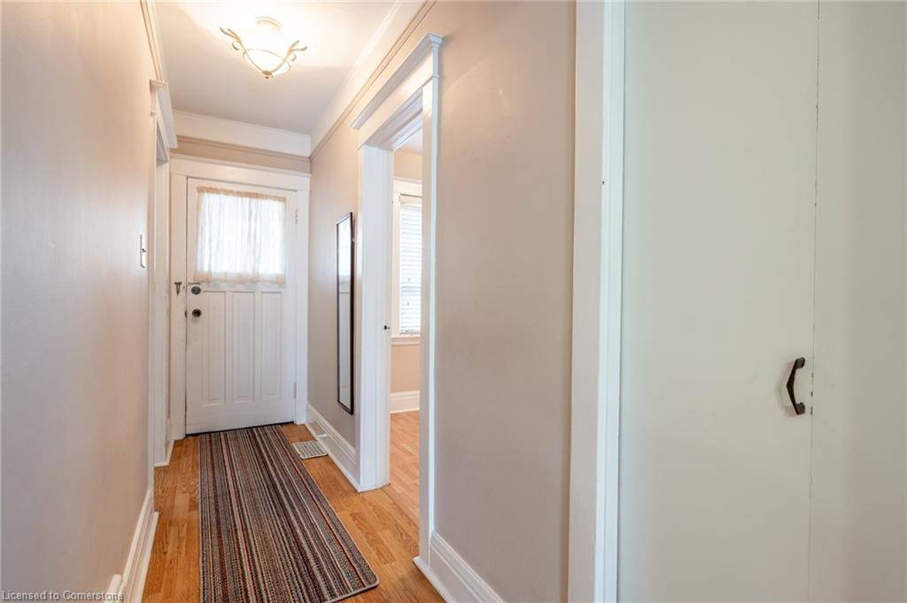 Hamilton, ON L8L 7S4,276 Balmoral Avenue N