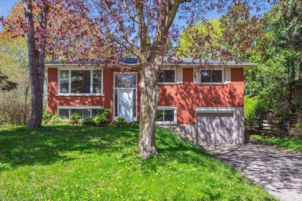 Waterloo, ON N2L 4G6,404 Tamarack Drive