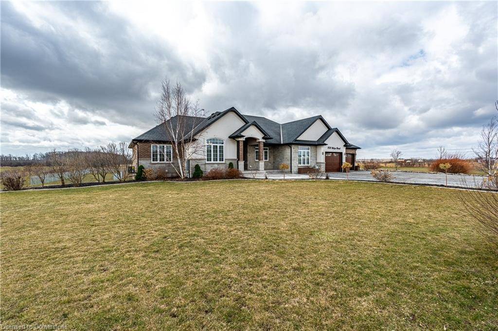 1130 Ridge Road, Stoney Creek, ON L8J 2X5