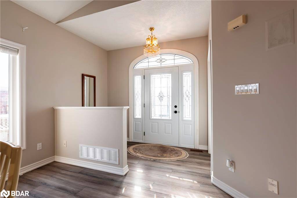 Orangeville, ON L9W 5C3,7 Appleton Drive