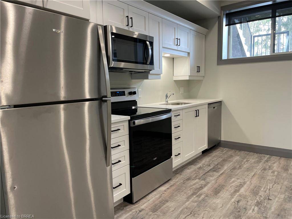 Simcoe, ON N3Y 0H5,600 Norfolk Street #102