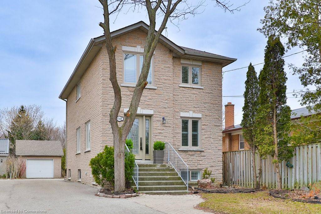 1348 Northmount Avenue, Mississauga, ON L5E 1Y5
