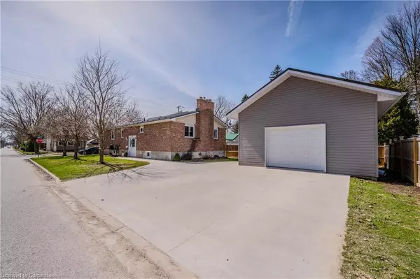 Listowel, ON N4W 2E4,339 Elma Street E