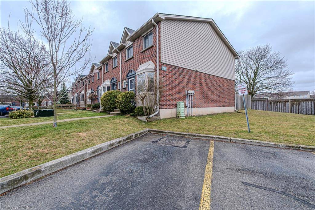 Brantford, ON N3P 1X9,149 Brantwood Park Road #A