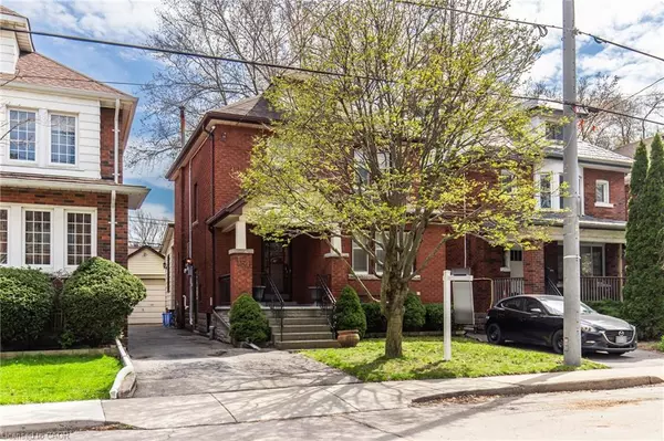 151 Arkell Street, Hamilton, ON L8S 1N9