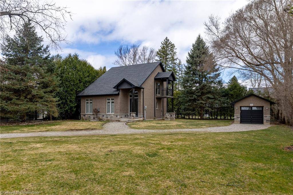 153 Blair Lane, Ancaster, ON L9G 1B8
