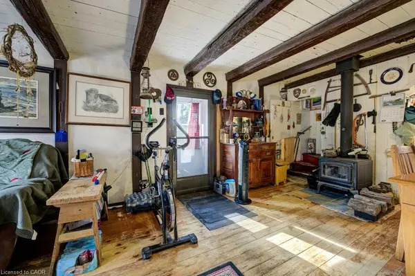 Southgate, ON N0G 2L0,084040 Southgate Road 8