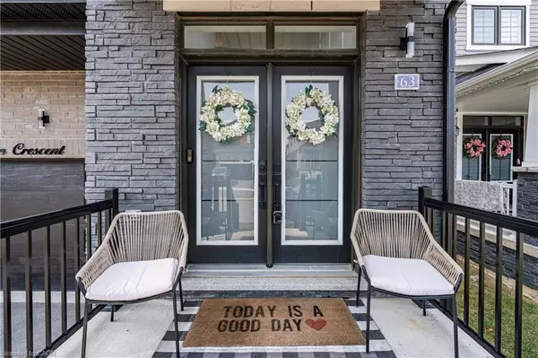 Caledonia, ON N3W 0E9,63 Malcolm Crescent