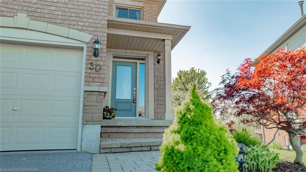 Waterdown, ON L8B 0K3,30 Kildonan Crescent