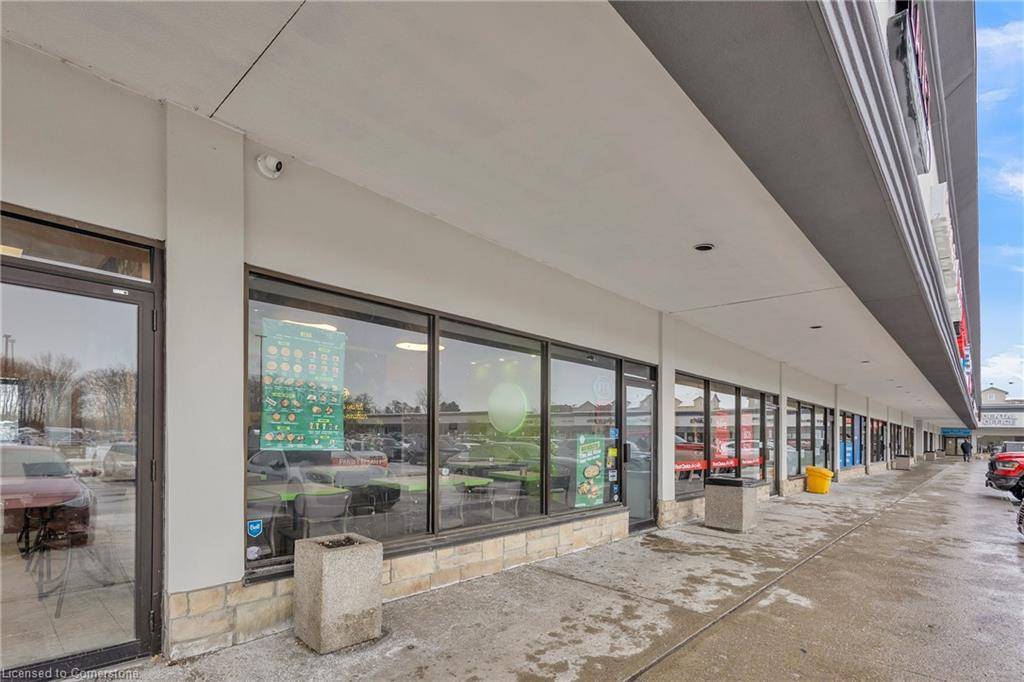 Kitchener, ON N2E 2M2,700 Strasburg Road #S26