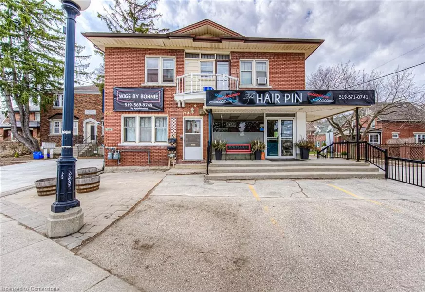 744 Queen Street S, Kitchener, ON N2M 1A4
