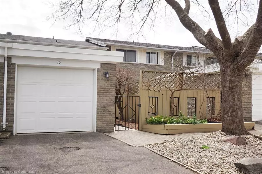 49 Ralgreen Crescent, Kitchener, ON N2M 1V1
