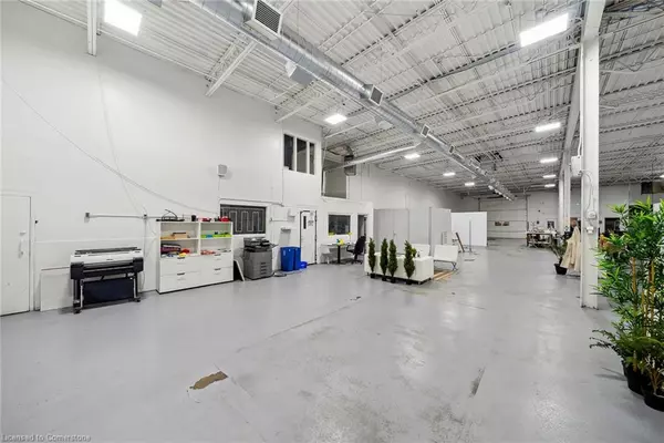 Burlington, ON L7L 4X9,1030 Heritage Road