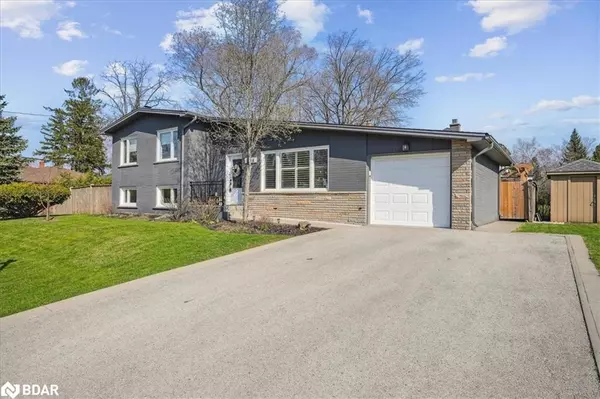 Oakville, ON L6L 2V3,2110 Saxon Road