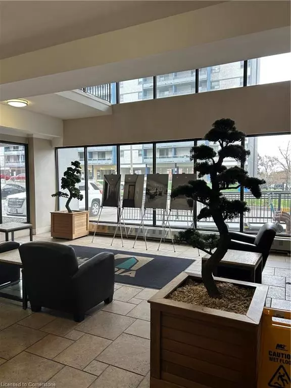 Hamilton, ON L8N 3X3,150 Charlton Avenue E #1103