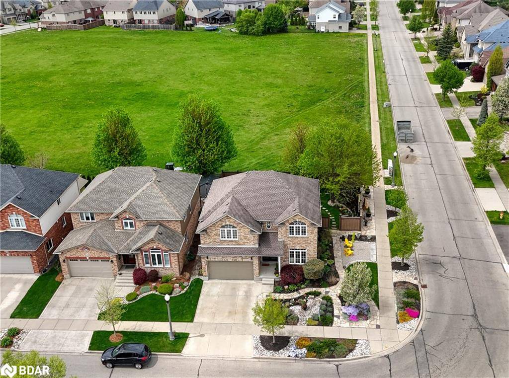 242 Hawkswood Drive, Kitchener, ON N2K 4J2