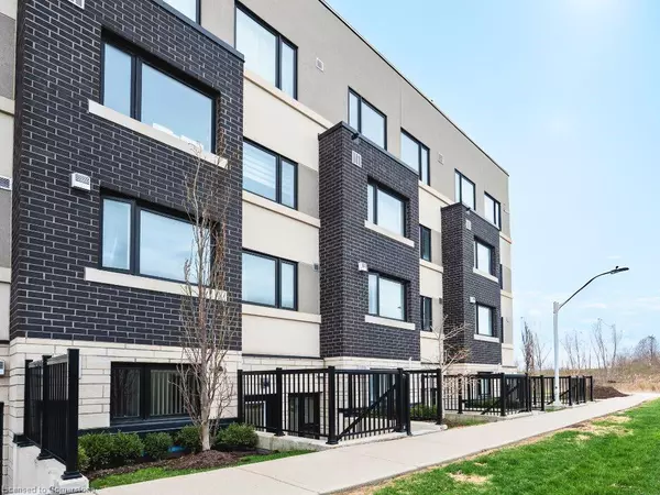 1135 Cooke Boulevard #118, Burlington, ON L7T 4A8