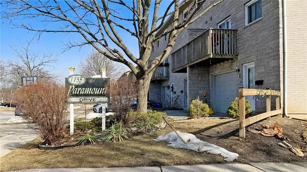 Stoney Creek, ON L8J 2N2,1155 Paramount Drive #43