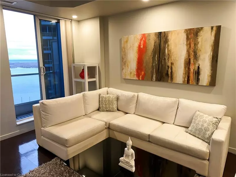 8 York Street #2710, Toronto, ON M5J 2Y2