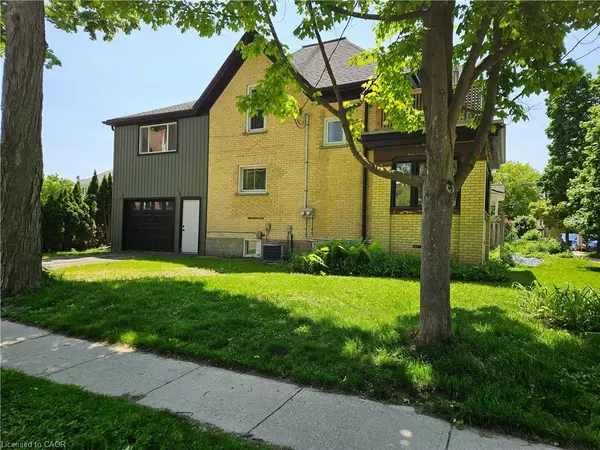 Kitchener, ON N2H 2L1,25 Clarence Place