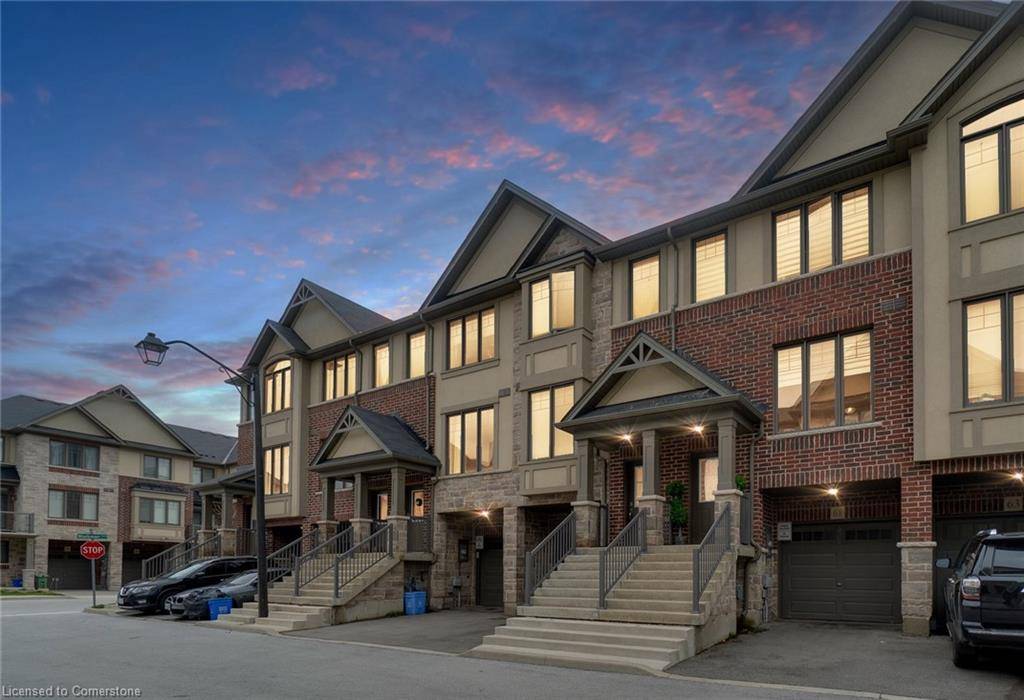 61 Farley Lane, Ancaster, ON L9G 0H2
