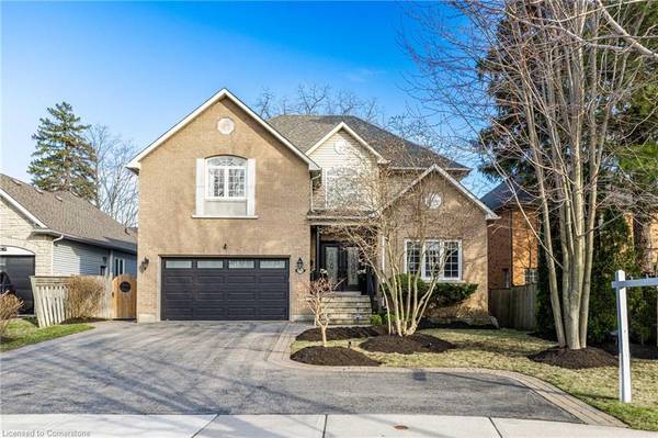 2532 Rebecca Street, Oakville, ON L6L 6N8
