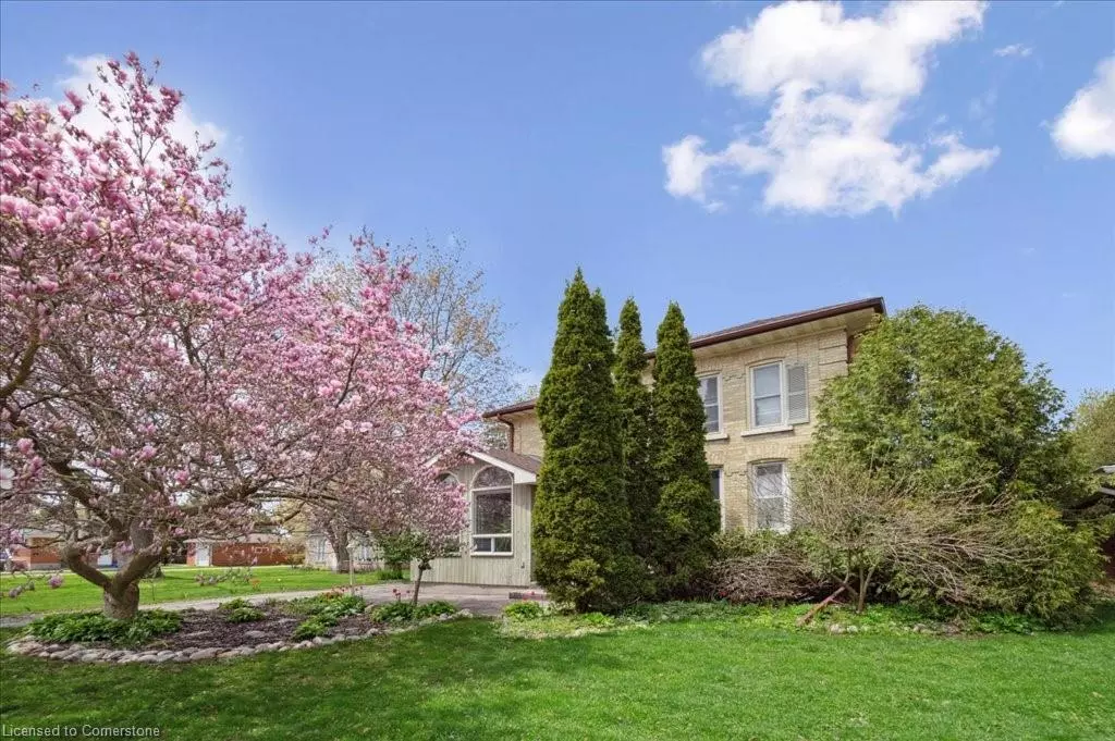 Fergus, ON N1M 1E2,259 Garafraxa Street E