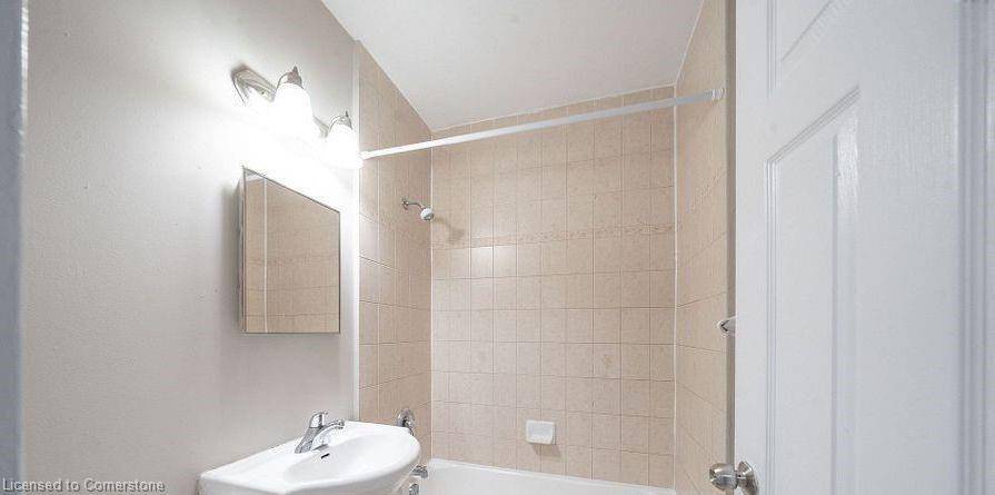 Hamilton, ON L8H 4A6,468 Ottawa Street #716B