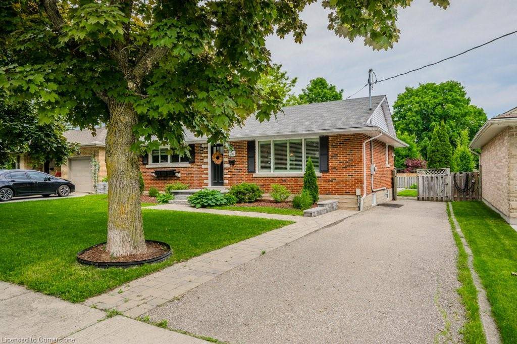 Waterloo, ON N2J 1G5,216 Rodney Street