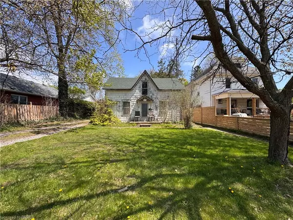 Simcoe, ON N3Y 3N9,221 Norfolk Street N